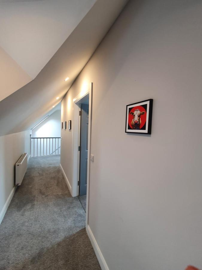N0 2 Greystones Clock Tower Lodge Leap Екстериор снимка