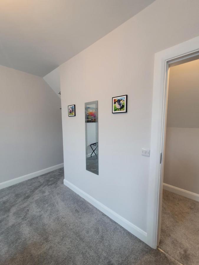 N0 2 Greystones Clock Tower Lodge Leap Екстериор снимка