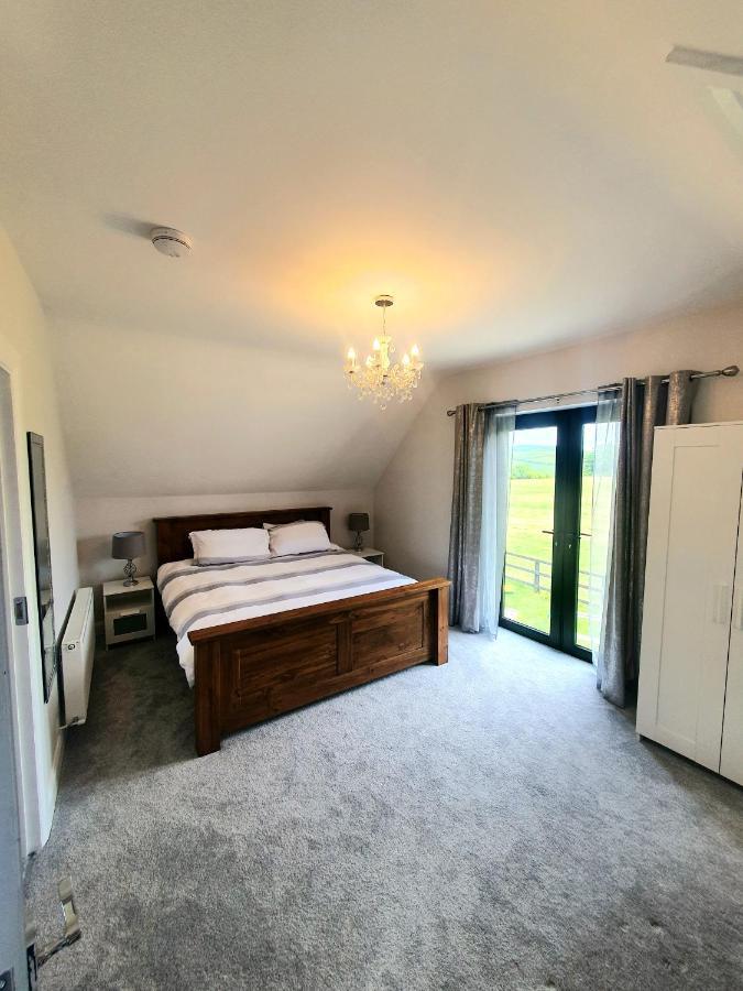 N0 2 Greystones Clock Tower Lodge Leap Екстериор снимка