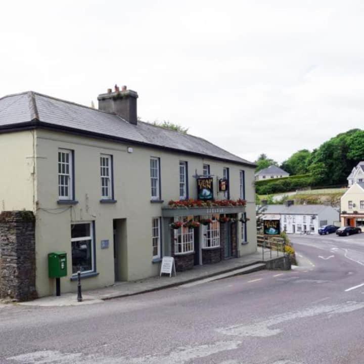 N0 2 Greystones Clock Tower Lodge Leap Екстериор снимка